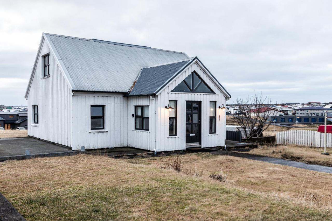 Greenkey House B16 Keflavik Exterior photo